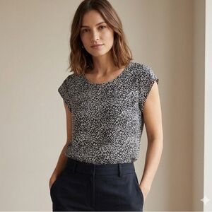 Joie 100% Silk Black & White Abstract Print Blouse | Size Medium